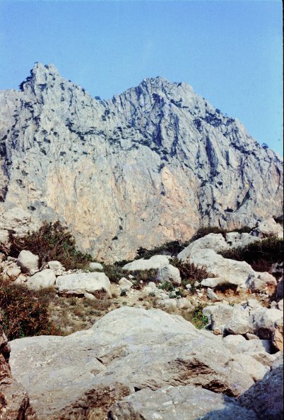 38-Lost World - The Back Wall