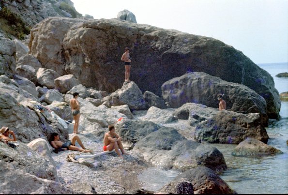 40-Daily Resort with Purple Atrifacts