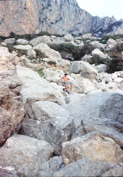 50-Bonya on the Rocks